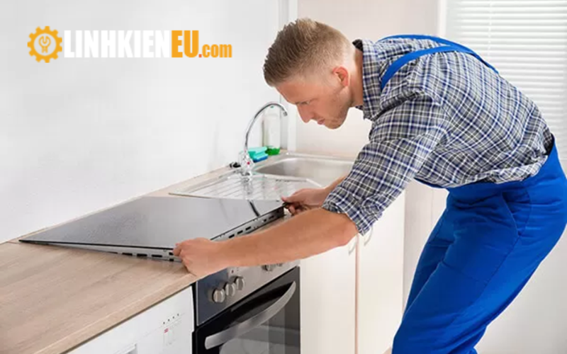 báo giá sửa chữa bếp từ mới nhất 2025 