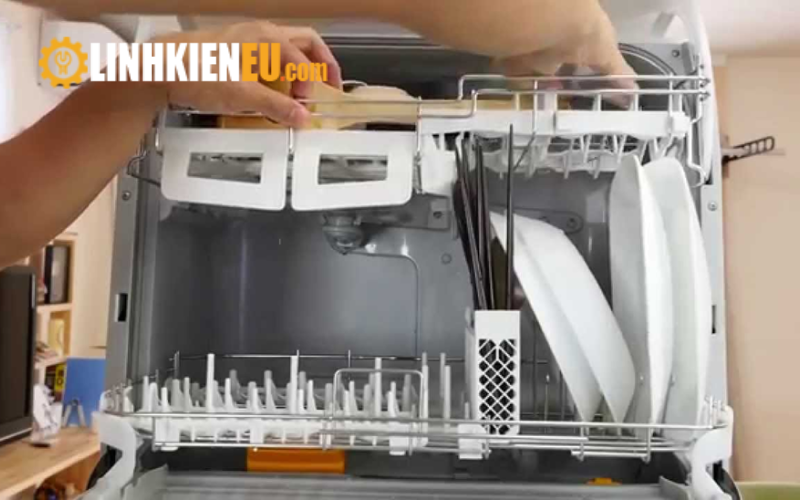 dịch vụ sửa chữa máy rửa bát 