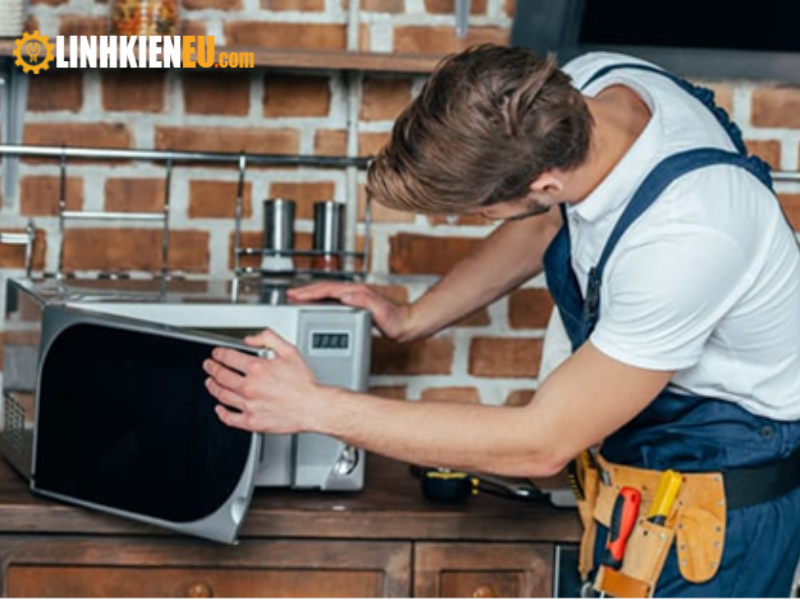sửa lò vi sóng không quay đĩa